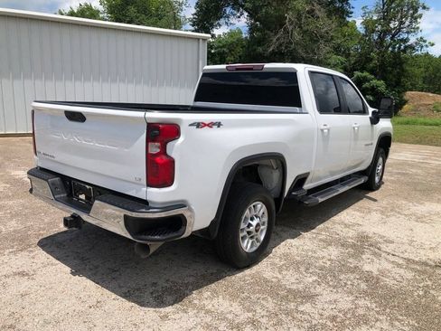 Used 2023 Chevrolet Silverado 2500 LT AWD/4WD image 5