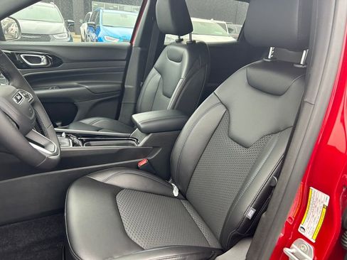 New 2026 Jeep Compass Latitude image 21