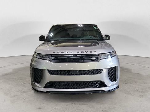 Used 2024 Land Rover Range Rover Sport AWD/4WD image 8