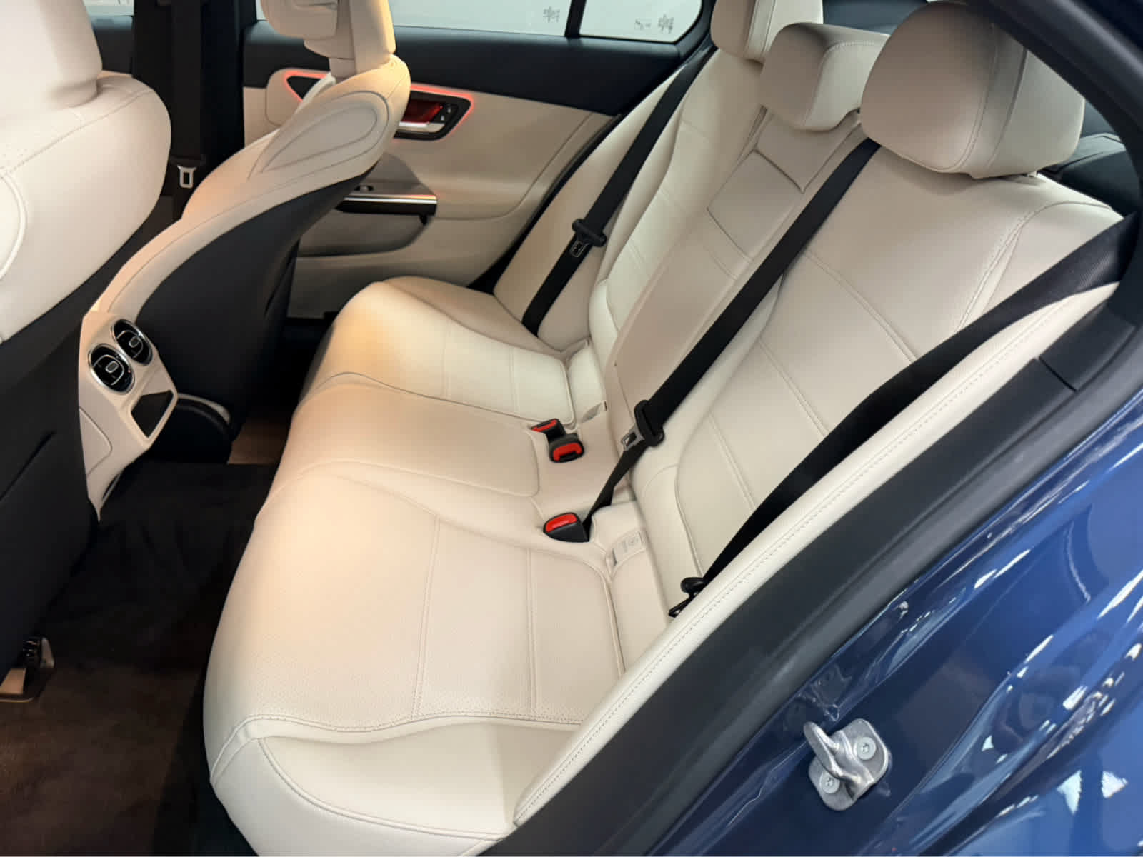 Used 2026 Mercedes-Benz C 300 Sedan image 41