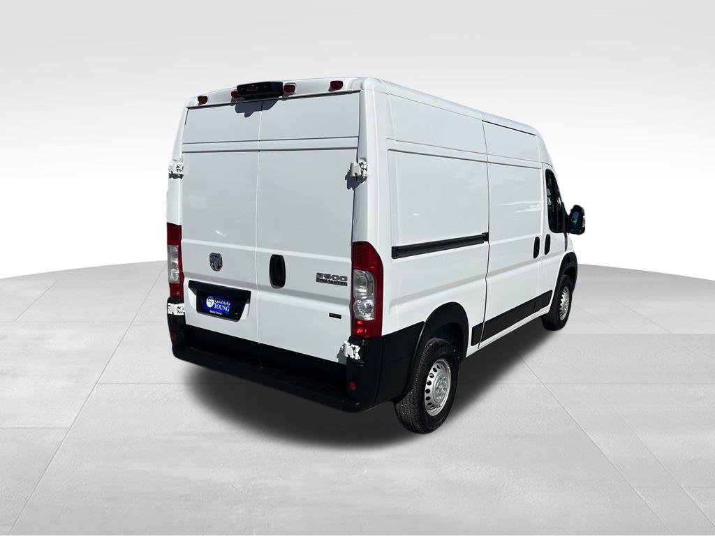 Used 2025 RAM ProMaster 2500 w/ Convenience Group FWD image 7