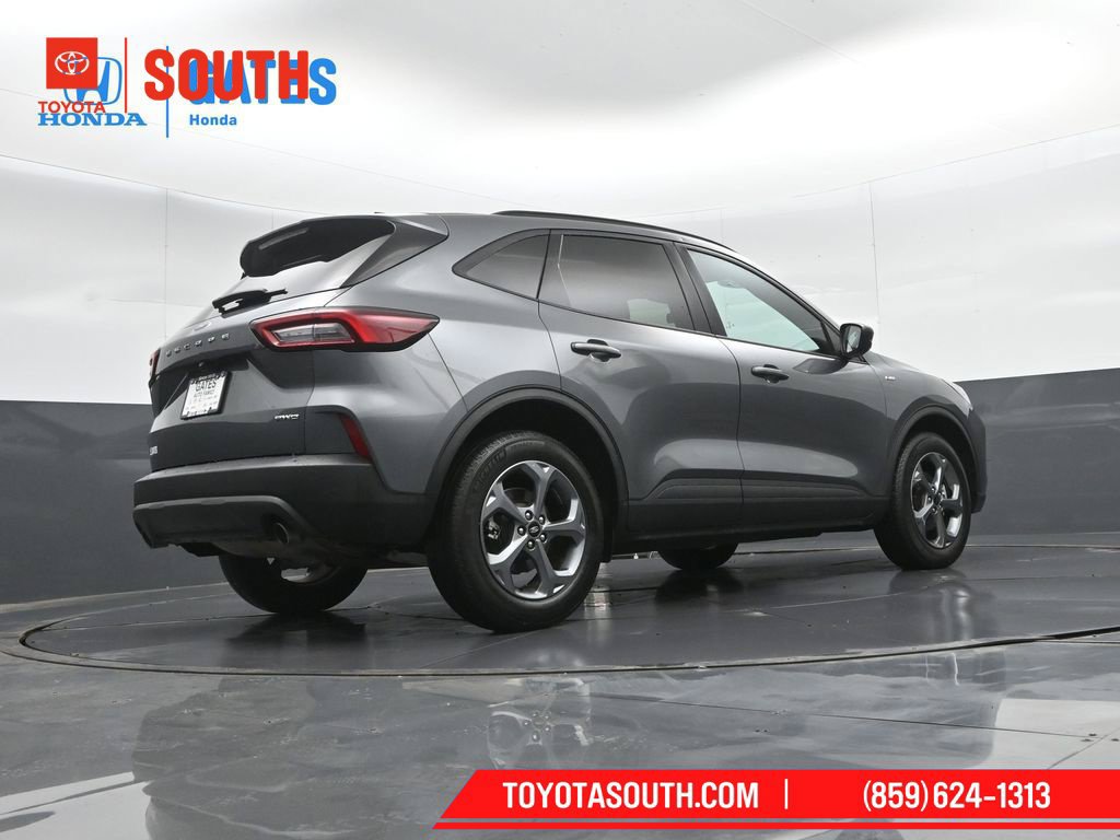 Used 2025 Ford Escape ST-Line AWD/4WD image 37