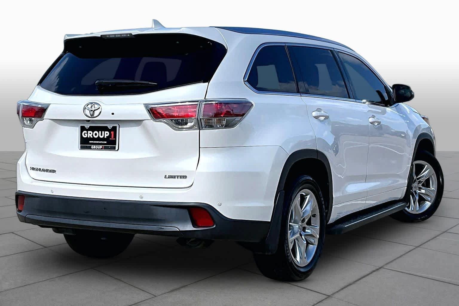 Used 2015 Toyota Highlander Limited FWD image 13