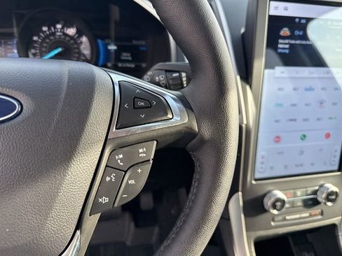 Certified 2024 Ford Edge SEL w/ Convenience Package image 15