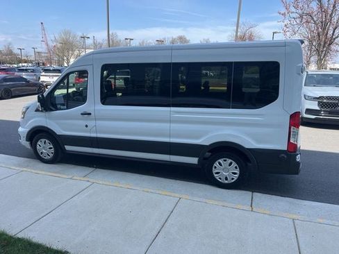 Used 2024 Ford Transit 350 XLT RWD image 4