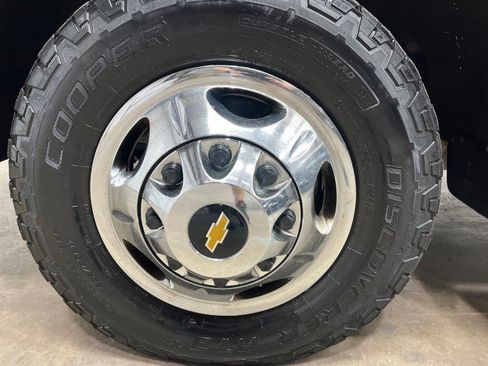 Used 2023 Chevrolet Silverado 3500 LT w/ Convenience Package image 38