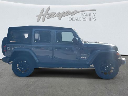 Used 2021 Jeep Wrangler Unlimited Sahara w/ Safety Group AWD/4WD image 23