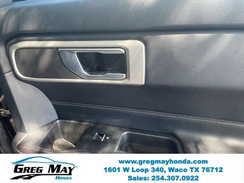 Used 2020 Ford Explorer XLT w/ Equipment Group 202A RWD image 30