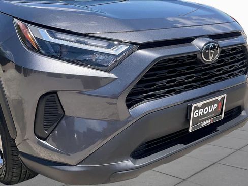 Used 2025 Toyota RAV4 XLE w/ Convenience Package FWD image 30