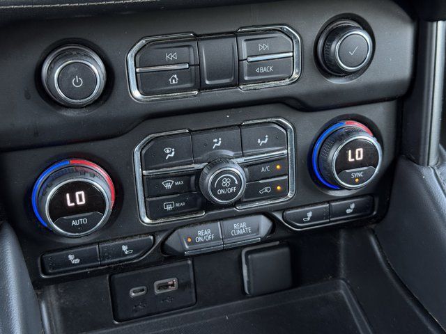 Used 2021 Chevrolet Suburban LT AWD/4WD image 19