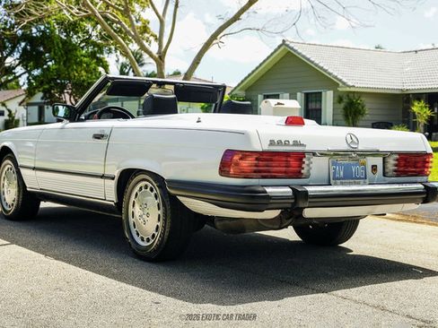 Used 1987 Mercedes-Benz 560 SL image 6