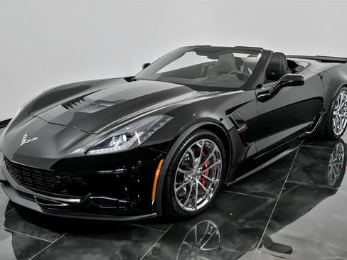 Used 2017 Chevrolet Corvette Grand Sport image 5