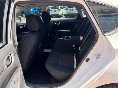 Used 2019 Nissan Sentra SV FWD image 12
