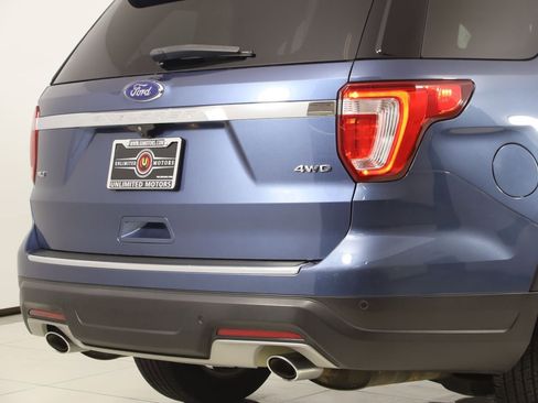Used 2018 Ford Explorer XLT w/ Equipment Group 202A image 44