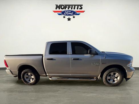 Used 2020 RAM 1500 Tradesman w/ Chrome Appearance Group AWD/4WD image 6