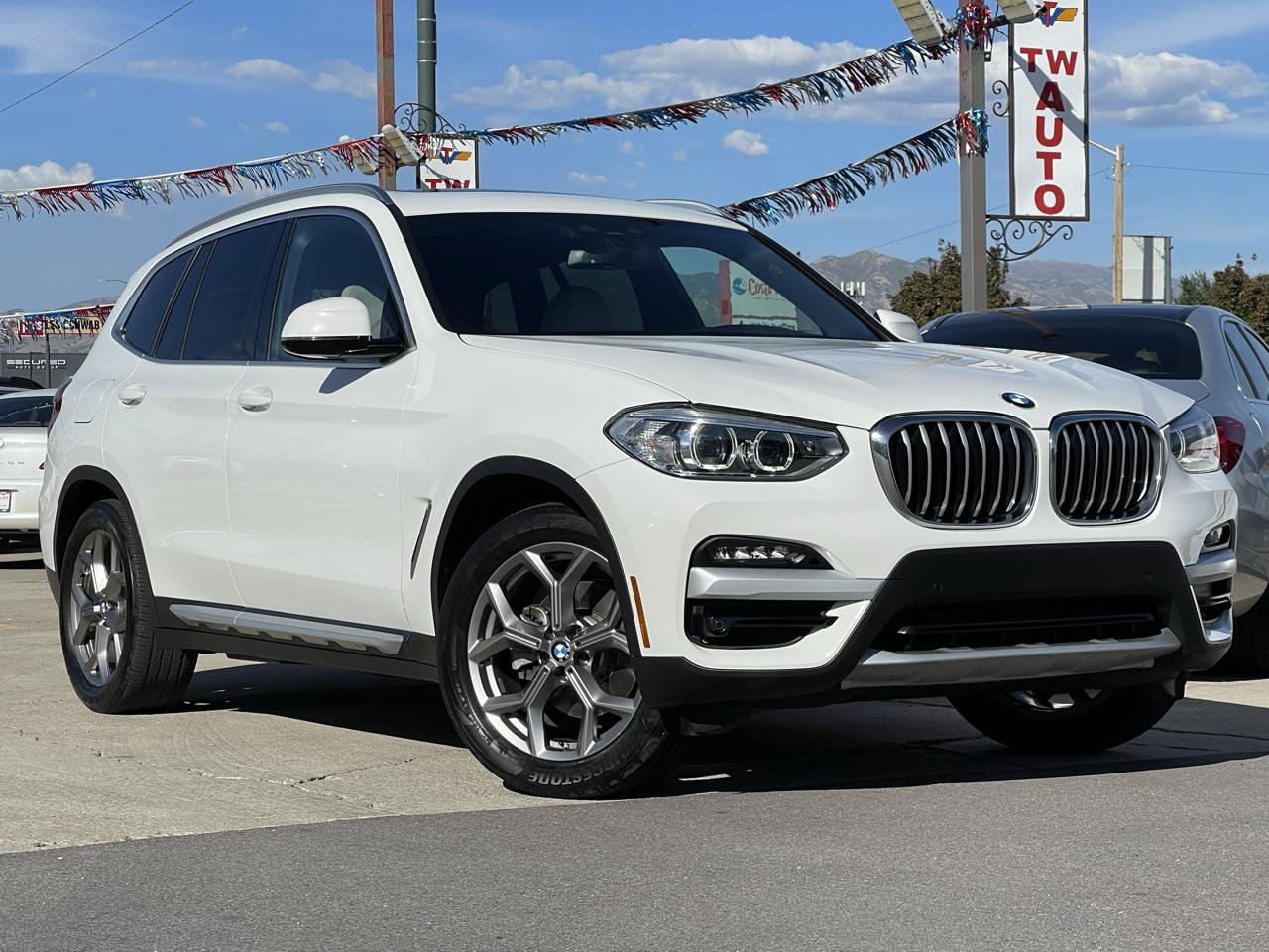 Used 2020 BMW X3 xDrive30i w/ Premium Package AWD/4WD image 3