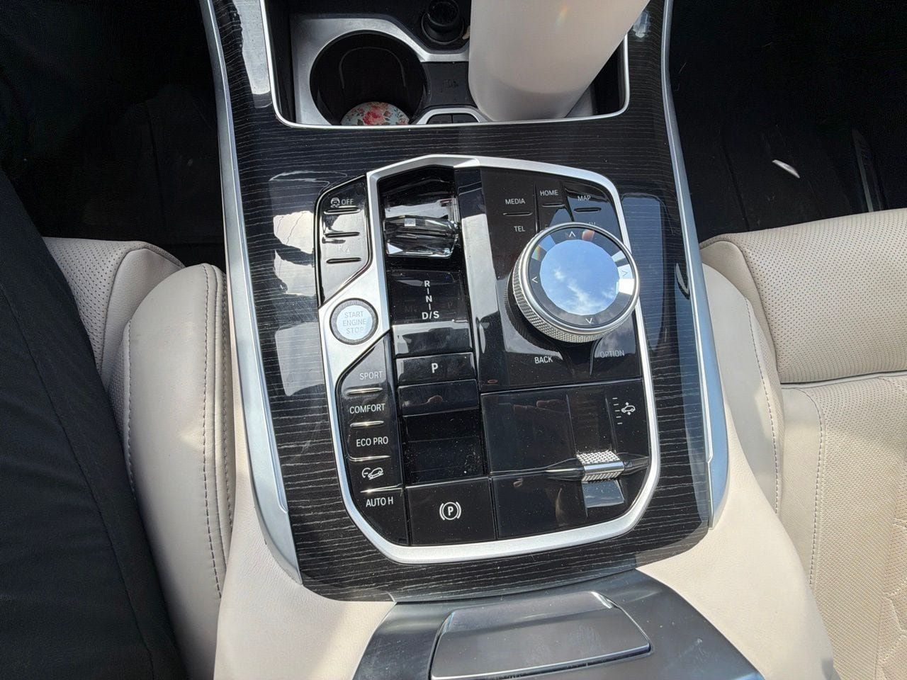 Used 2025 BMW X7 xDrive40i w/ Executive Package AWD/4WD image 15