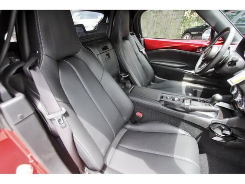 New 2026 MAZDA MX-5 Miata Grand Touring RWD image 9