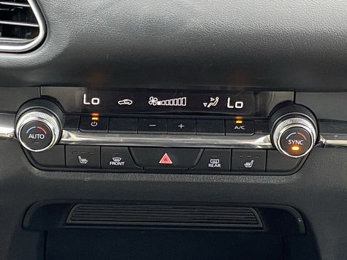 Used 2023 MAZDA CX-30 AWD 2.5 S w/ Preferred Package image 14