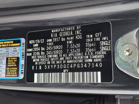 Certified 2023 Kia Telluride EX w/ EX Captain's Chair Package AWD/4WD image 28