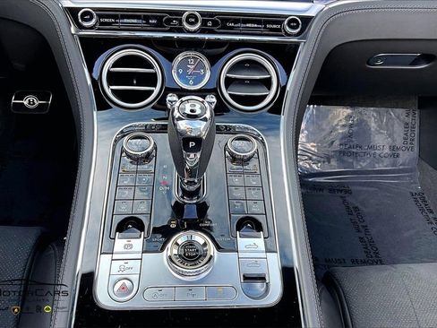 Used 2023 Bentley Continental GT V8 image 31