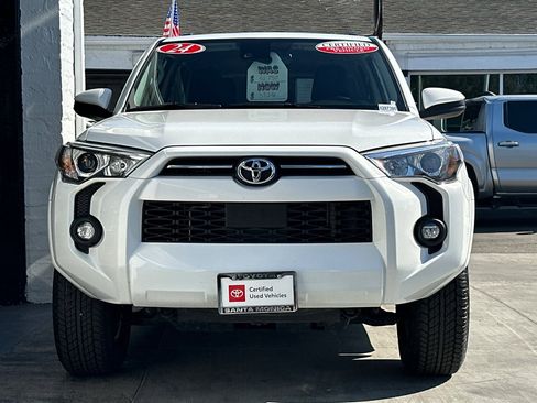 Certified 2024 Toyota 4Runner SR5 image 9