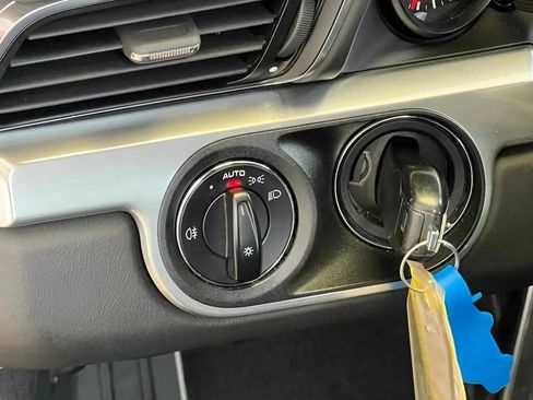 Used 2012 Porsche 911 Carrera image 20