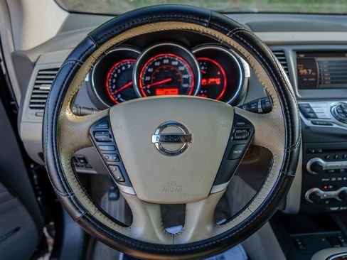 Used 2010 Nissan Murano LE w/ Navigation Pkg FWD image 15