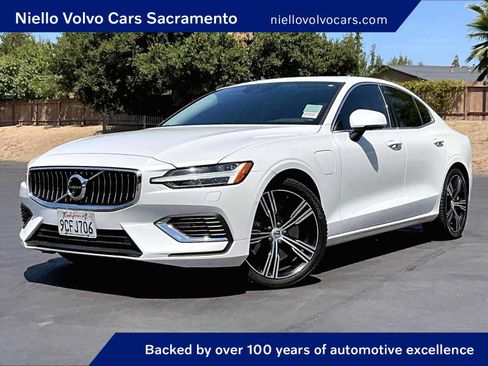 Used 2022 Volvo S60 T8 Inscription w/ Advanced Package AWD/4WD image 1