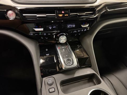 Certified 2025 Acura MDX SH-AWD image 27