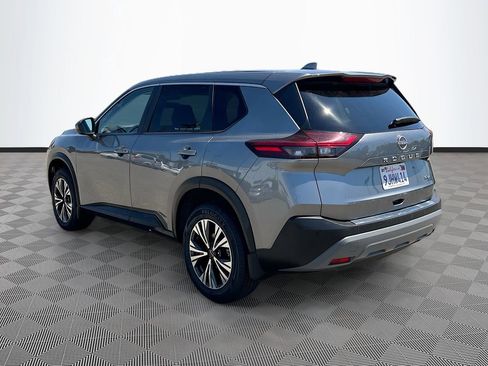 Used 2023 Nissan Rogue SV FWD image 5