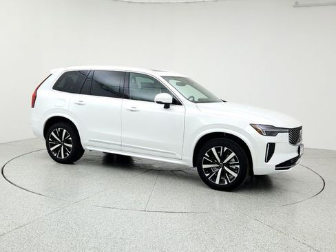 New 2026 Volvo XC90 B6 Core image 3