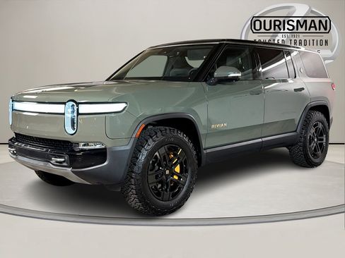 Used 2022 Rivian R1S Launch Edition image 2