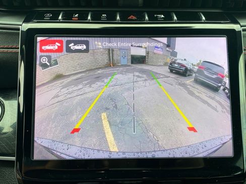 Used 2022 Jeep Grand Cherokee Trailhawk image 19