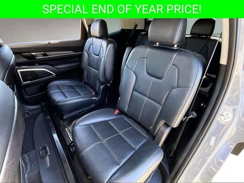 Used 2022 Kia Telluride EX w/ EX Premium Package image 22