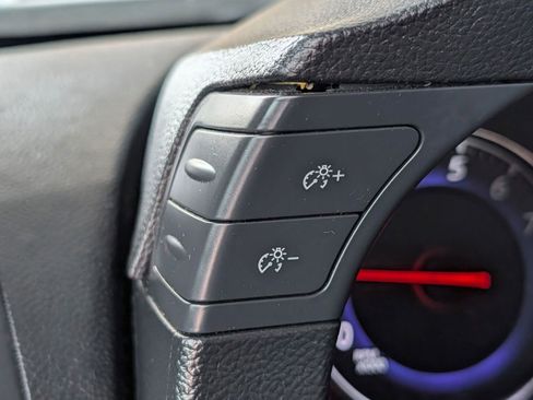 Used 2009 INFINITI G37 Journey w/ Premium Pkg image 28