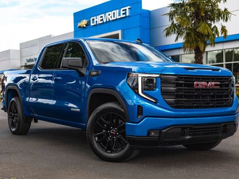 Used 2024 GMC Sierra 1500 Elevation AWD/4WD image 1