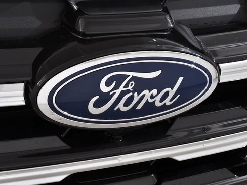 New 2026 Ford Explorer Active AWD/4WD image 22