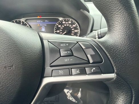 Used 2024 Nissan Altima 2.5 SV AWD/4WD image 30