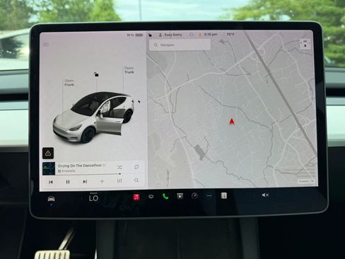 Used 2021 Tesla Model Y Performance AWD/4WD image 27