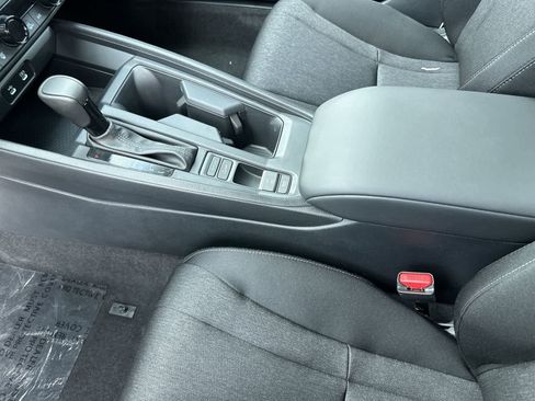 Used 2025 Honda Accord SE image 18