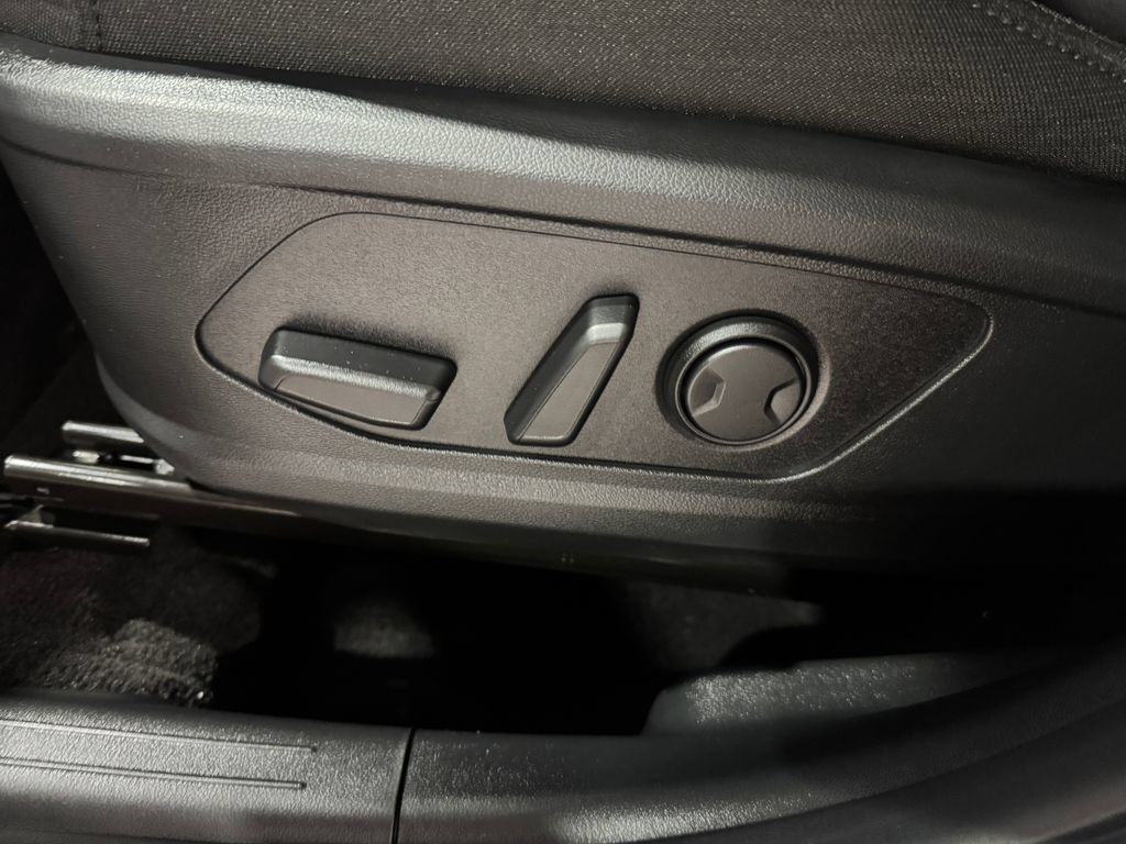 Used 2022 Hyundai Santa Cruz SEL AWD/4WD image 19