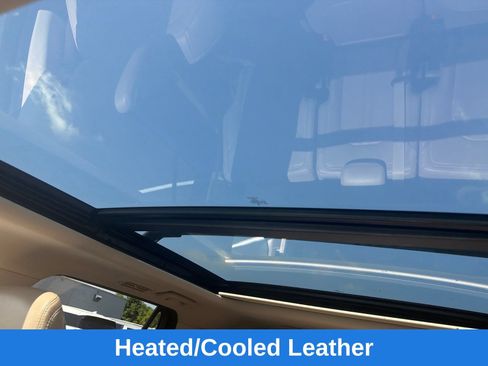 Used 2024 Ford Expedition Limited AWD/4WD image 19