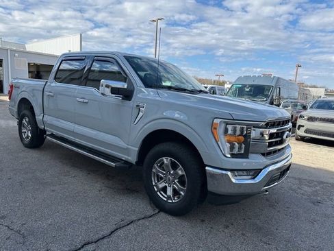 Used 2023 Ford F150 Lariat w/ Trailer Tow Package image 2