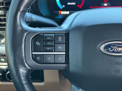 Used 2024 Ford F250 Lariat w/ Lariat Ultimate Package AWD/4WD image 29