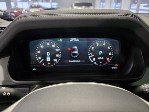 Used 2022 Land Rover Defender 90 S image 8