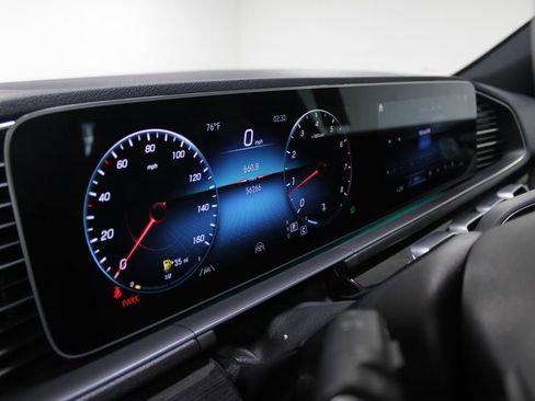 Used 2023 Mercedes-Benz GLE 350 4MATIC image 35