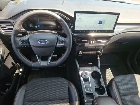 Used 2023 Ford Escape ST-Line w/ Tech Pack #1 AWD/4WD image 11