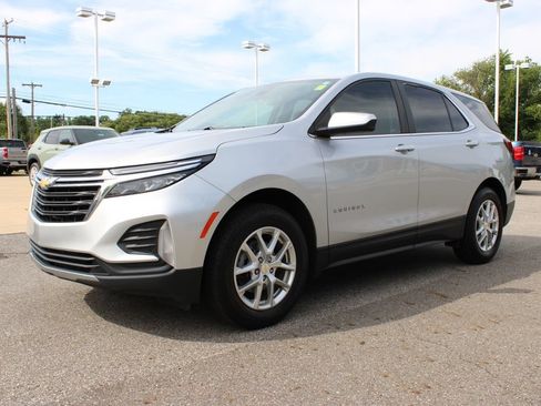 Certified 2022 Chevrolet Equinox LT AWD/4WD image 6