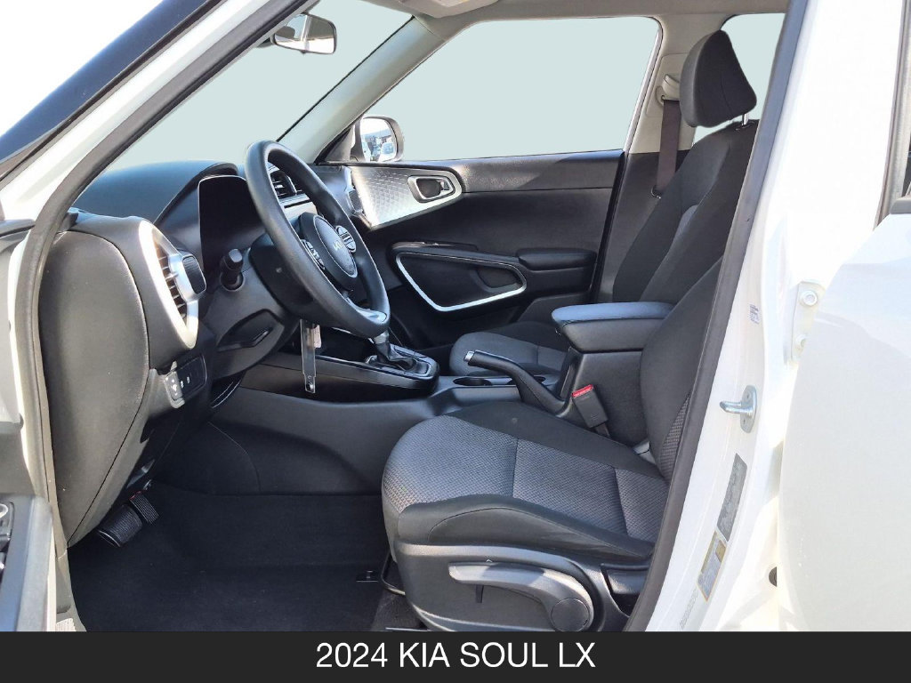 Used 2024 Kia Soul LX w/ Option Group 015 FWD image 14